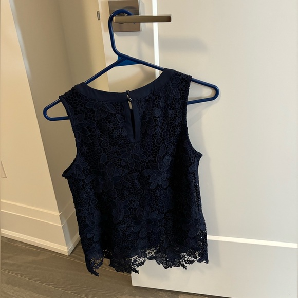 Brand new RW&CO lace top - Picture 2 of 3